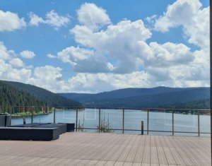 Nyaralók eladó on Belis