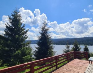 Nyaralók eladó on Belis