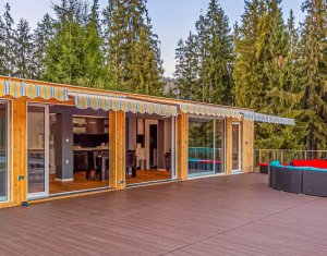 Nyaralók eladó on Belis