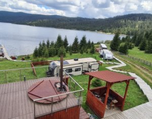 Nyaralók eladó on Belis