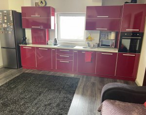 Lakás 3 szobák eladó on Floresti