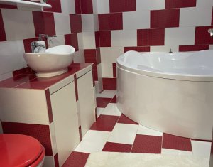 Lakás 3 szobák eladó on Floresti