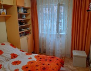 Appartement 3 chambres à vendre dans Cluj-napoca, zone Manastur
