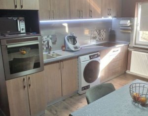 Lakás 3 szobák eladó on Cluj-napoca, Zóna Manastur