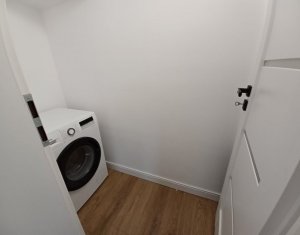 Maison 5 chambres à vendre dans Floresti