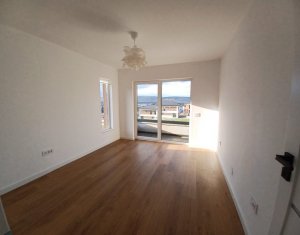 Maison 5 chambres à vendre dans Floresti