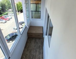 Appartement 3 chambres à vendre dans Cluj-napoca, zone Manastur
