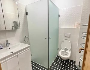 Appartement 3 chambres à louer dans Cluj-napoca, zone Zorilor