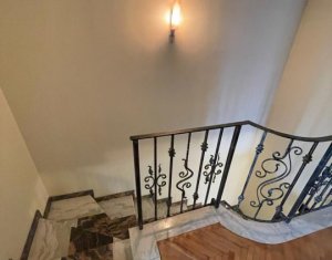 Ház 4 szobák kiadó on Turda