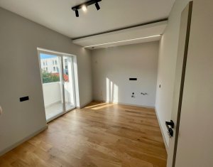 Appartement 3 chambres à louer dans Cluj-napoca, zone Centru