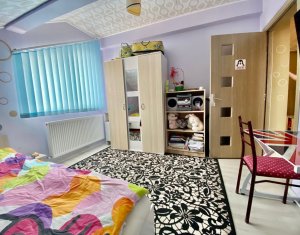 Appartement 3 chambres à vendre dans Floresti