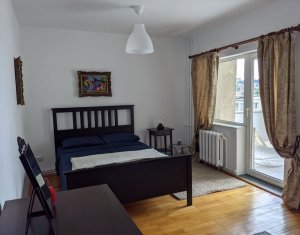 Appartement 4 chambres à vendre dans Cluj-napoca, zone Gheorgheni
