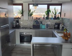 Appartement 4 chambres à vendre dans Floresti