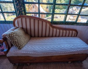 Nyaralók eladó, Zóna Centru