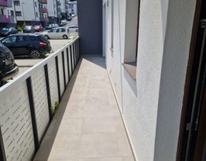 Appartement 3 chambres à vendre dans Floresti