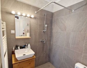 Appartement 4 chambres à vendre dans Floresti