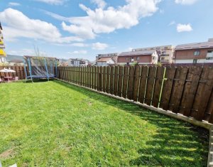 Appartement 4 chambres à vendre dans Floresti