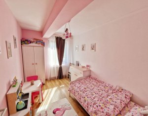 Appartement 4 chambres à vendre dans Floresti