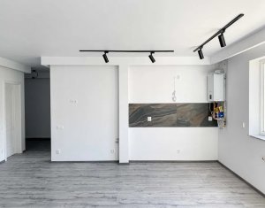 Appartement 3 chambres à vendre dans Floresti