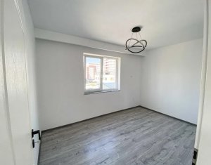 Appartement 3 chambres à vendre dans Floresti