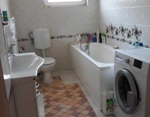 Maison 4 chambres à vendre dans Floresti