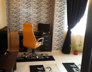 Maison 4 chambres à vendre dans Floresti