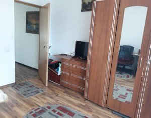 Maison 4 chambres à vendre dans Floresti