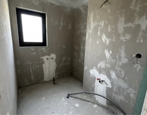 Appartement 3 chambres à vendre dans Floresti