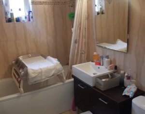 Appartement 3 chambres à vendre dans Floresti