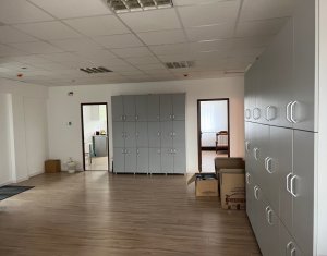Bureau à louer, 130.6m2 dans Cluj-napoca, zone Manastur