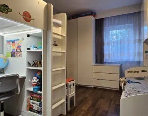 Appartement 3 chambres à vendre dans Cluj-napoca, zone Manastur