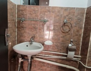 Appartement 3 chambres à louer dans Cluj-napoca, zone Manastur