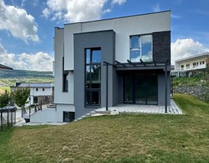 Maison 5 chambres à vendre dans Cluj-napoca, zone Iris