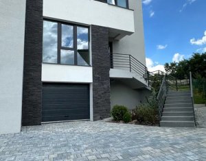 Maison 5 chambres à vendre dans Cluj-napoca, zone Iris