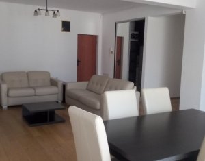Appartement 3 chambres à vendre dans Cluj-napoca, zone Buna Ziua