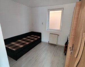 Maison 4 chambres à vendre dans Cluj-napoca, zone Plopilor