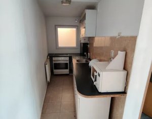 Maison 4 chambres à vendre dans Cluj-napoca, zone Plopilor