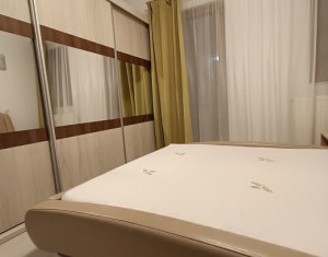 Maison 4 chambres à vendre dans Floresti