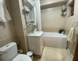 Appartement 3 chambres à vendre dans Cluj-napoca, zone Manastur