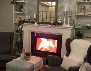 Maison 4 chambres à vendre dans Floresti