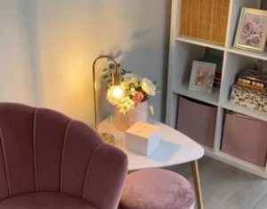 Maison 4 chambres à vendre dans Floresti