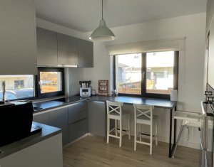 Ház 4 szobák eladó on Dezmir