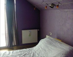 Maison 5 chambres à vendre dans Floresti