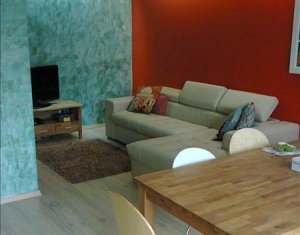 Maison 5 chambres à vendre dans Floresti