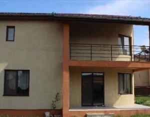 Maison 5 chambres à vendre dans Floresti