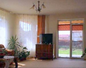 Maison 5 chambres à vendre dans Floresti