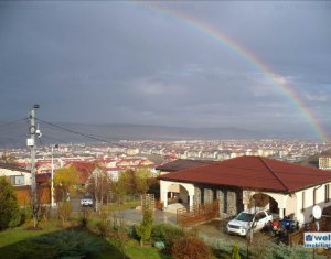 Ház 5 szobák eladó on Floresti