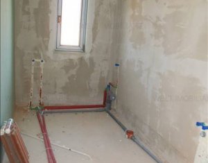 Ház 4 szobák eladó on Floresti