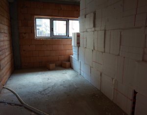 Appartement 4 chambres à vendre dans Cluj-napoca, zone Manastur