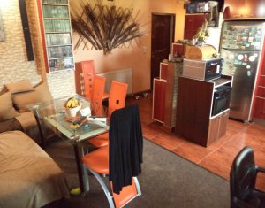 Appartement 4 chambres à vendre dans Floresti